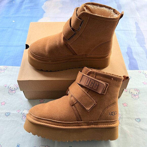 UGG Shoes - UGG Brovn Neumel Platforms